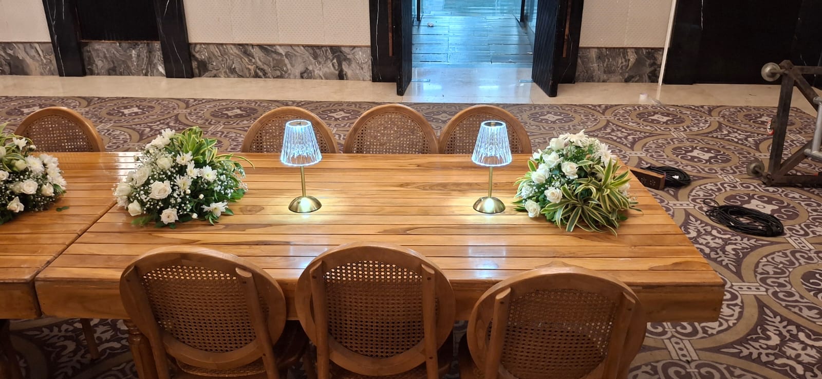 Chandelier Rental 31