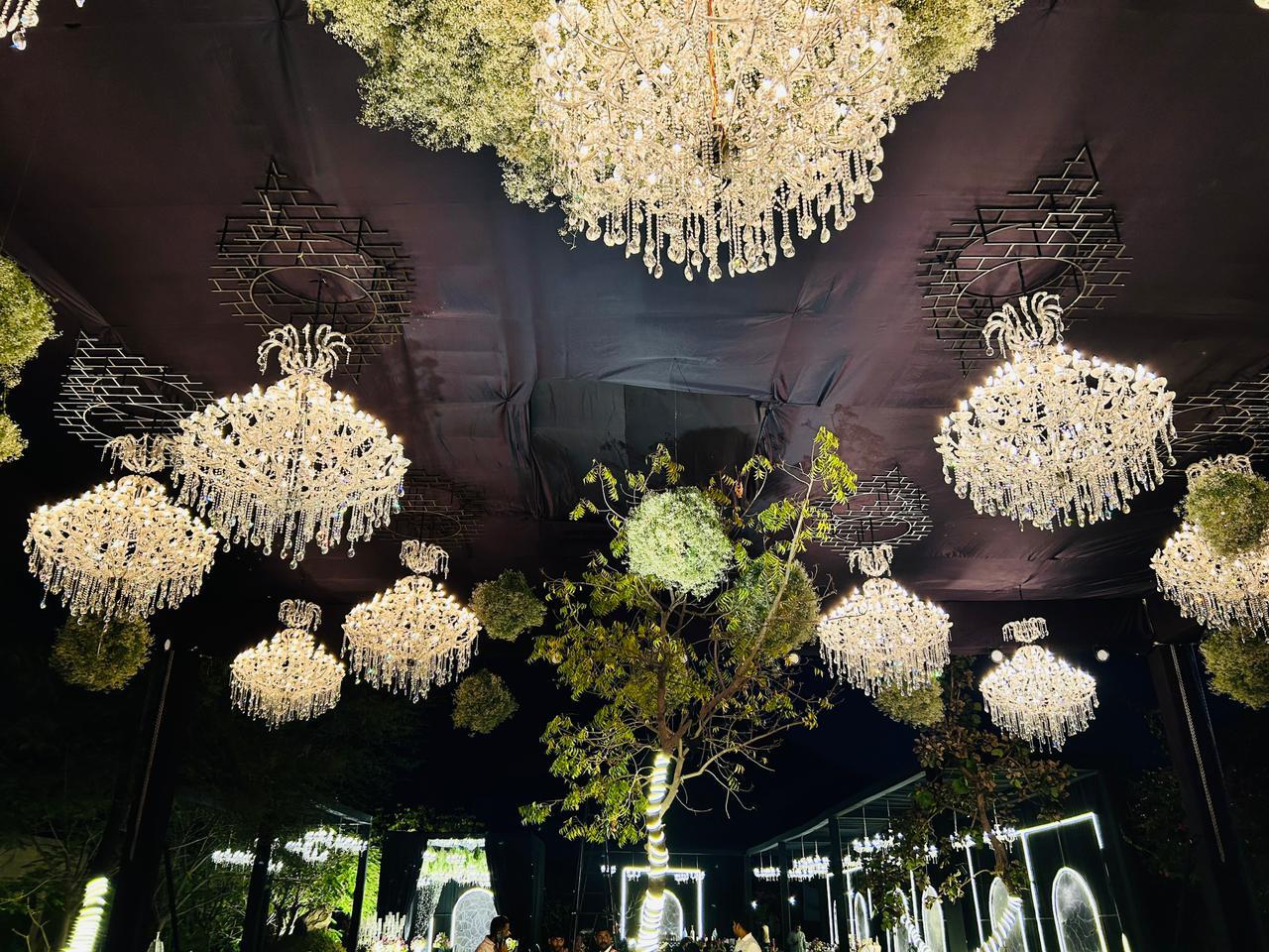 Chandelier Rental 34