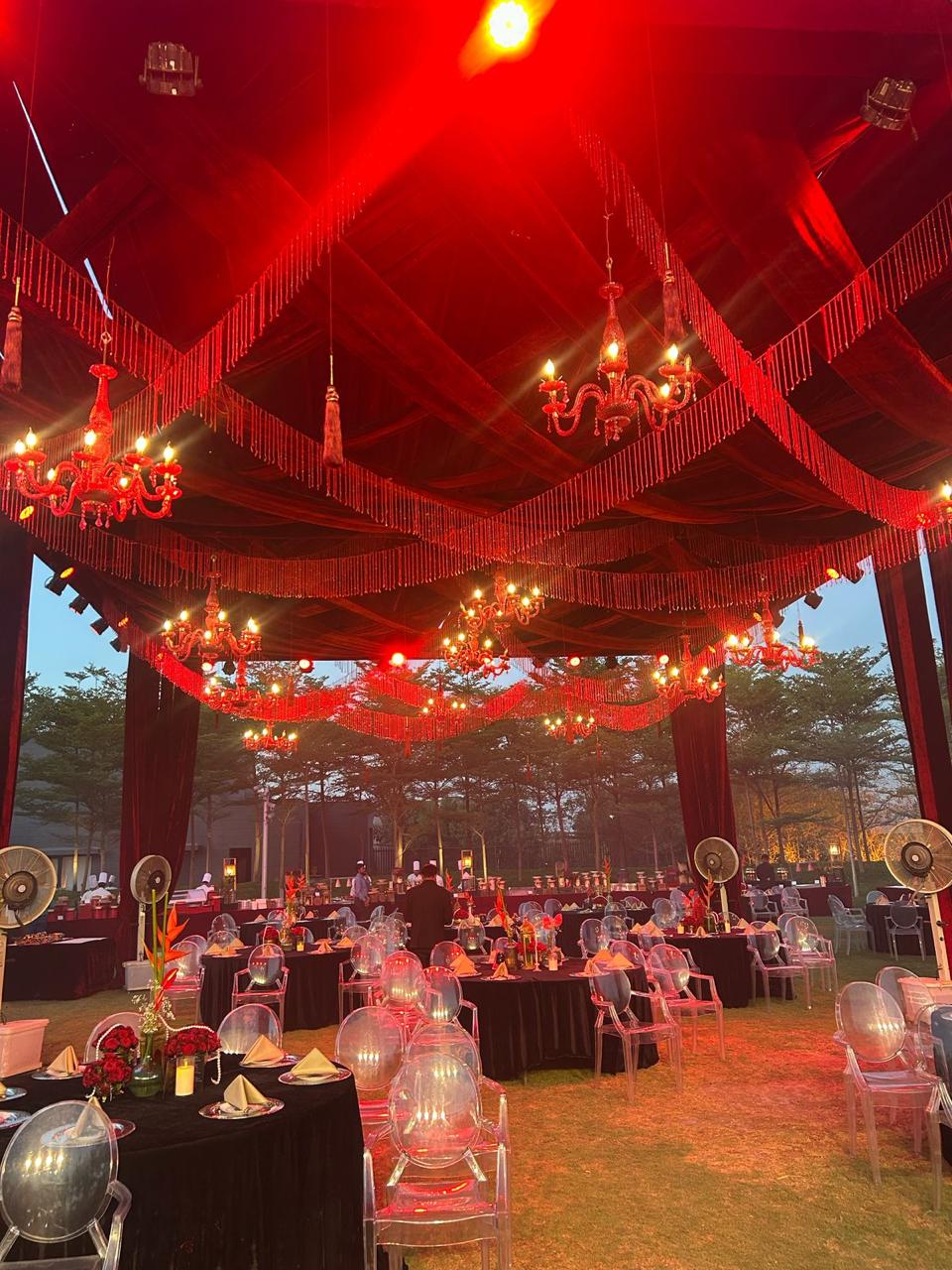 Chandelier Rental 38