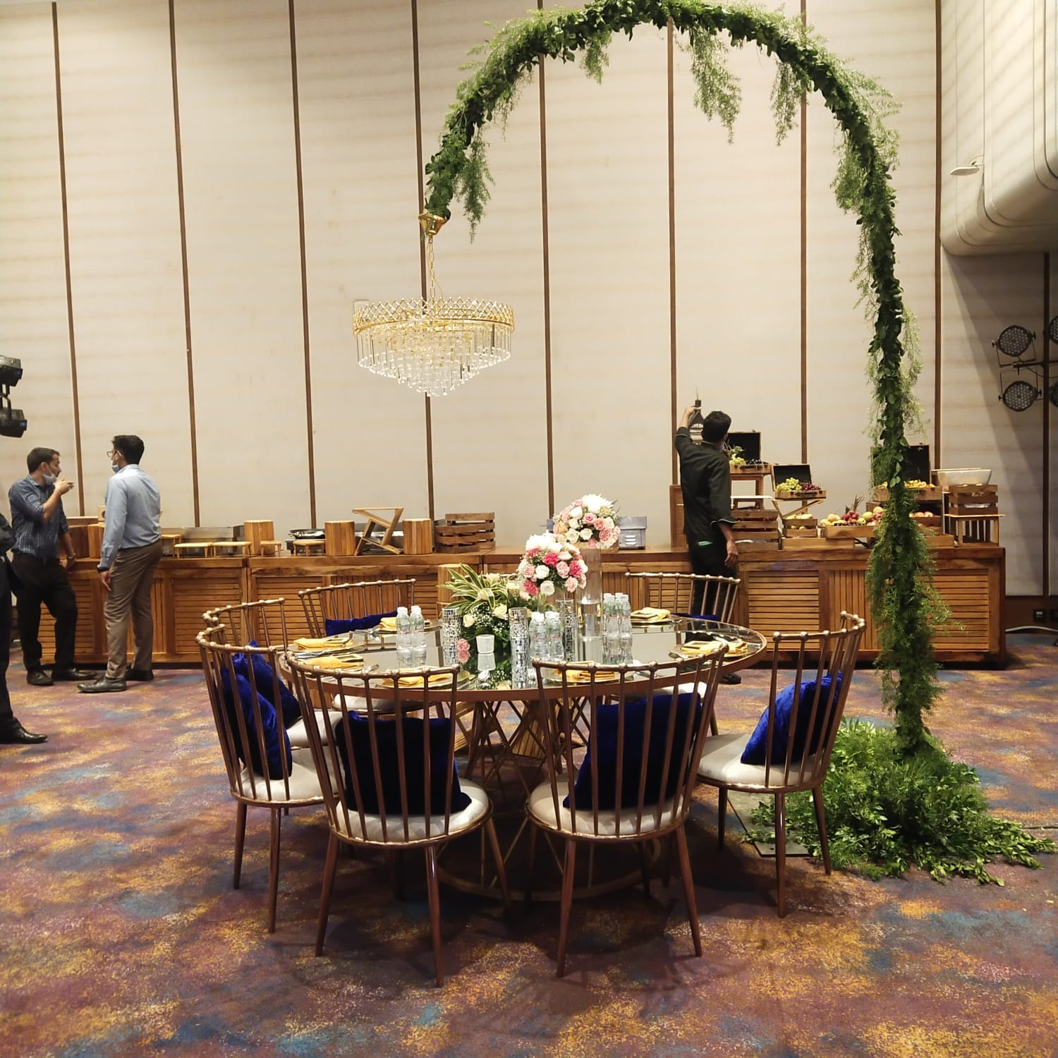 Chandelier Rental 44