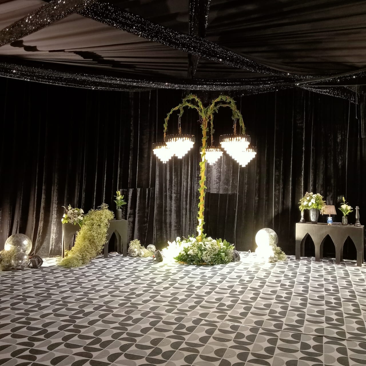 Chandelier Rental 51