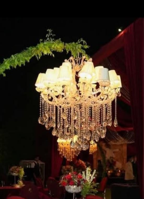 Chandelier Rental 68